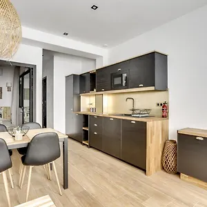 149 Christophe - Superbe A Apartment Paris